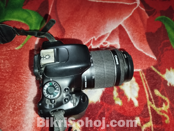 CANON 600D